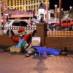 Thumbnail image for Mario & Luigi in the streets of Las Vegas