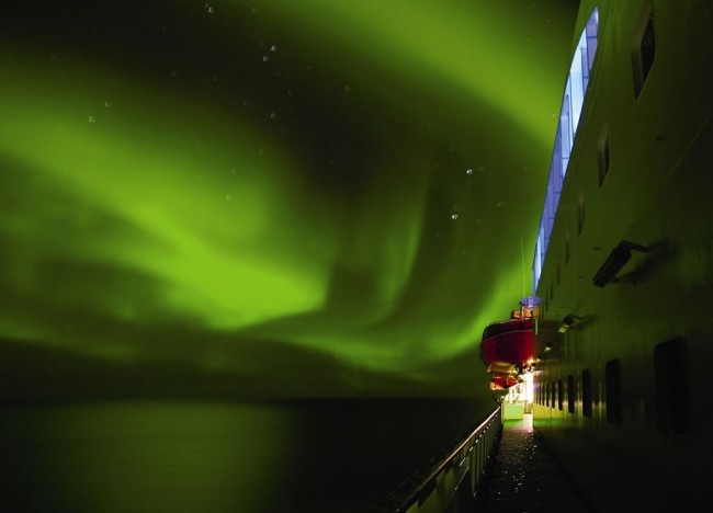 Hurtigruten_Northern_Lights