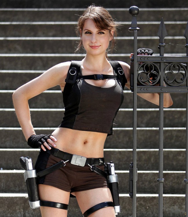 happy_lara_croft_by_lena_lara-d5281fk