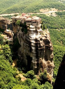 amazing-places-meteora-greece-2
