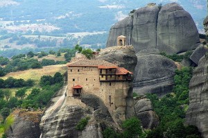 amazing-places-meteora-greece-4